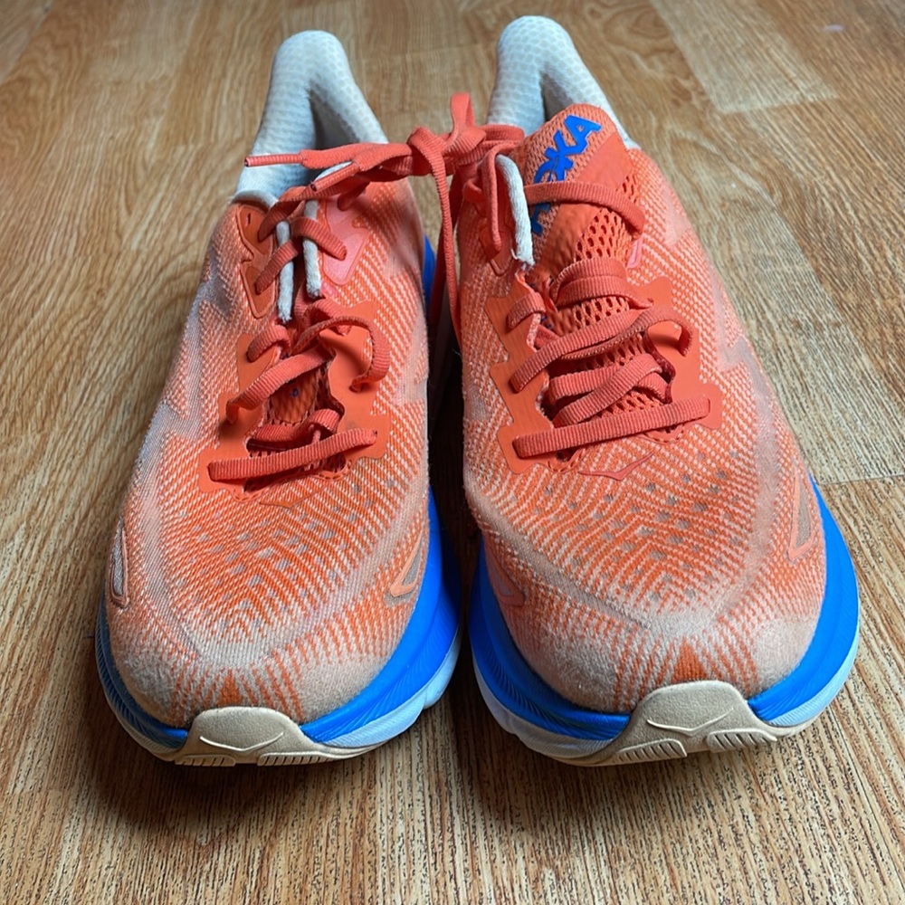 Hoka One One - Picture 4 of 8